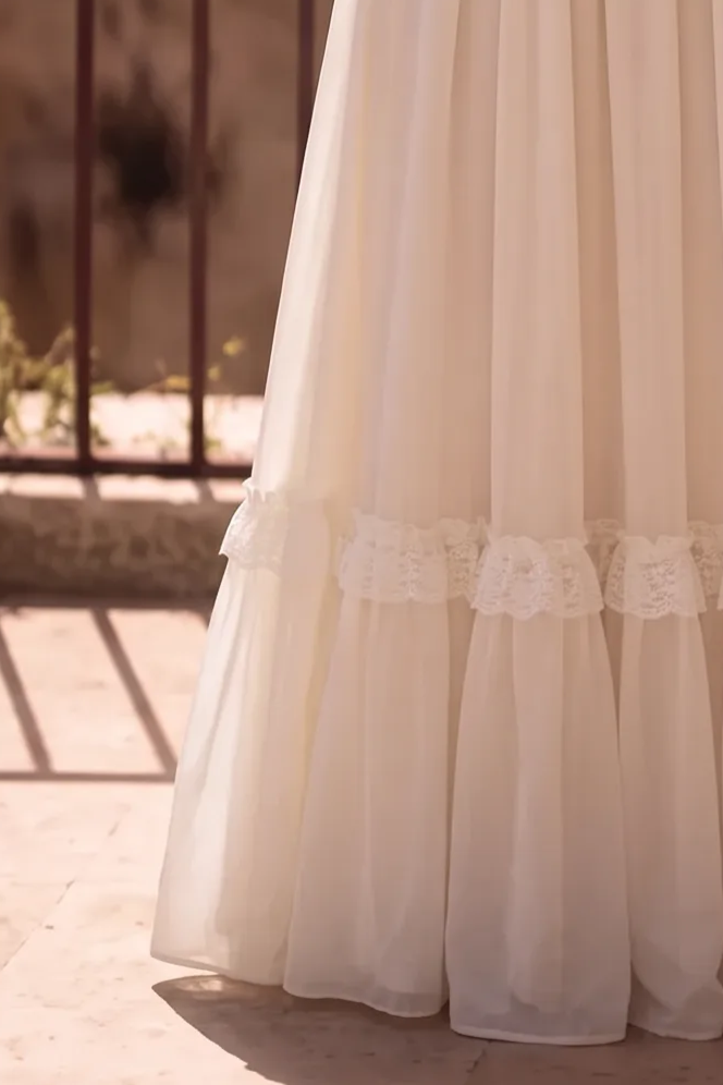 Vintage Gunne Sax Inspired Victorian White Maxi Dress with Lace Ruffle Collar Puff Sleeves High Neck Plus Size
