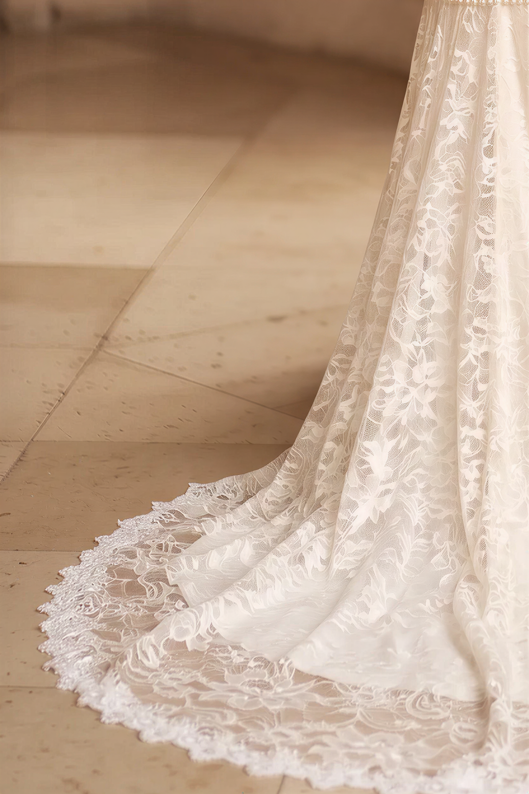 1920s Gatsby Vintage Lace Wedding Dress – Gatsby High Neck Long Sleeve Bridal Gown with Pearl Details and Lace Train Plus Size