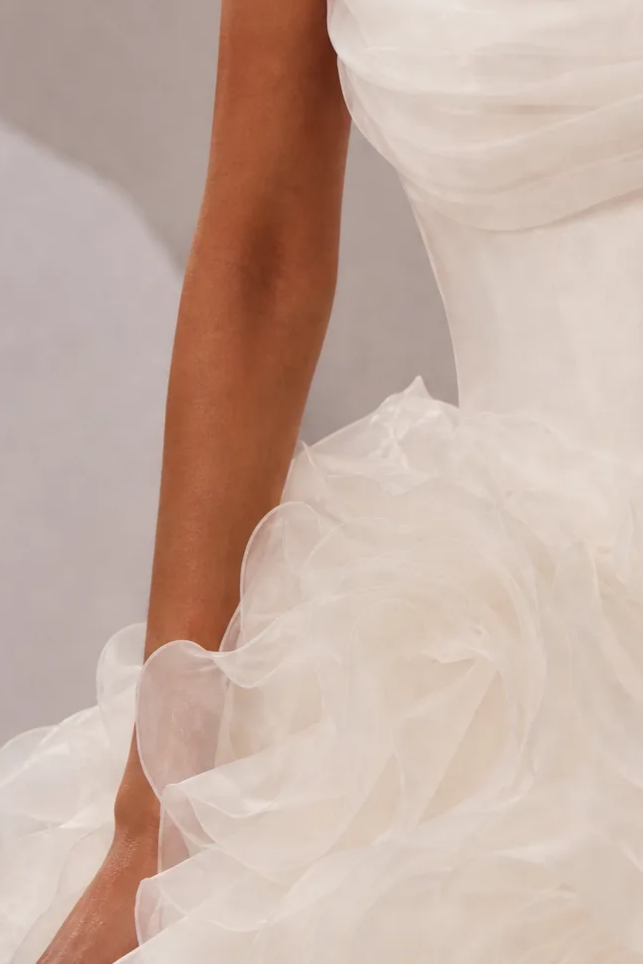White Floral Ball Gown with 3D Rose Appliqué and Off Shoulder Corset Wedding Dress Plus Size