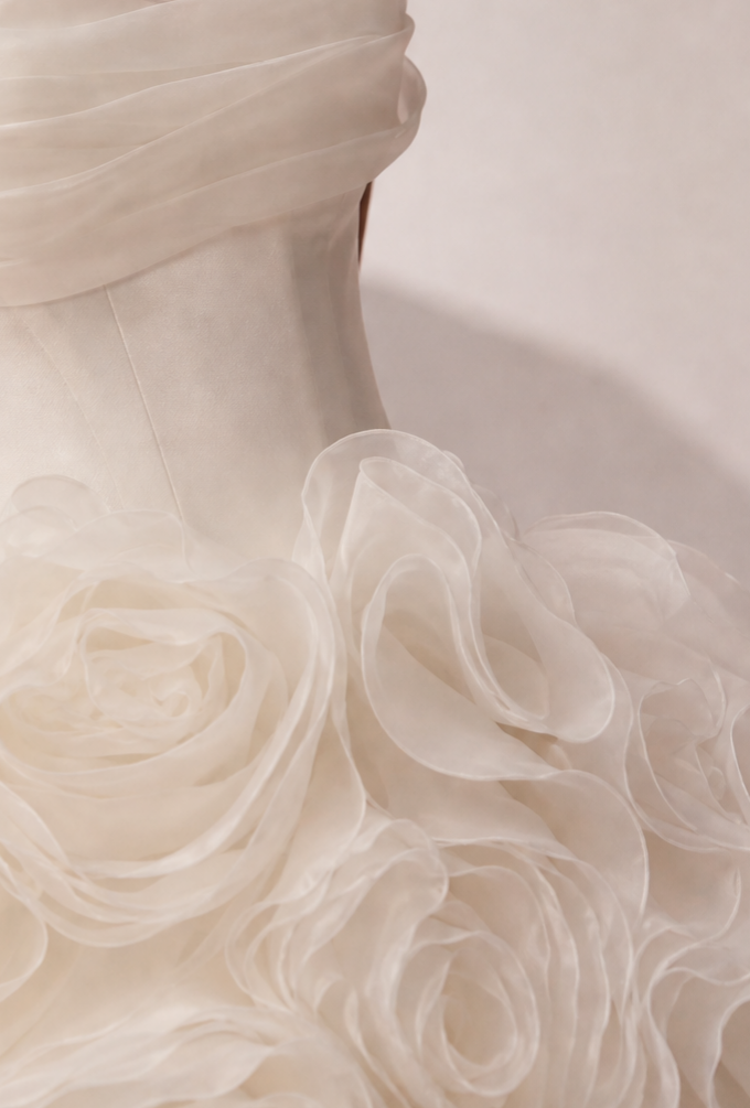 White Floral Ball Gown with 3D Rose Appliqué and Off Shoulder Corset Wedding Dress Plus Size