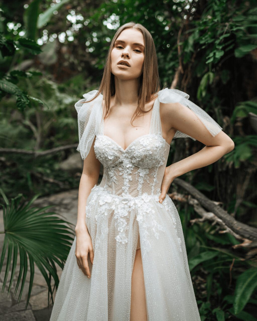 Aline Wedding Dress with High Slit - Sweetheart Neckline Wedding Dress with Floral Corset and Tulle Skirt Plus Size - MELINA - WonderlandByLilian