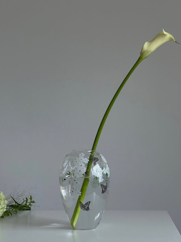 Artistical Handmade Peony Glass Murano Vase and Blown Glass Vase with Butterflies in Crystal Finish - WonderlandByLilian