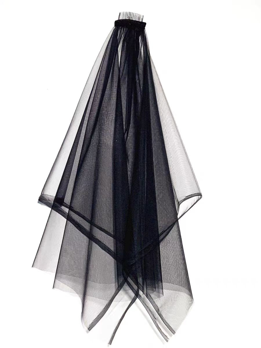 Black Gradient Tulle Veil with Elegant Flow - Modern Bridal Veil - WonderlandByLilian