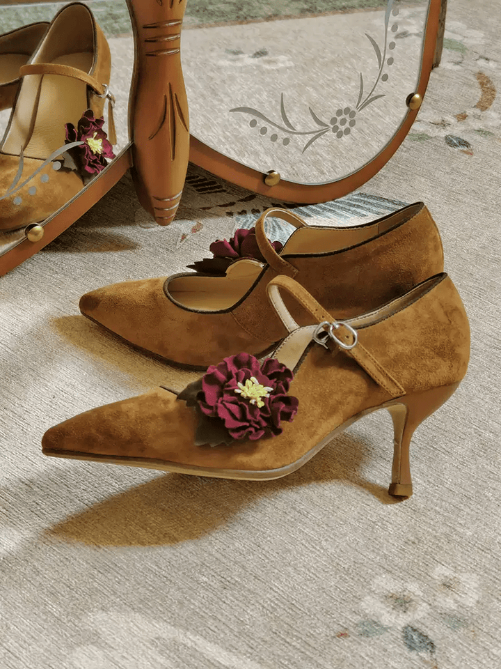 "Blossom Waltz" – Handmade Vintage Floral Mary Jane Heels - WonderlandByLilian