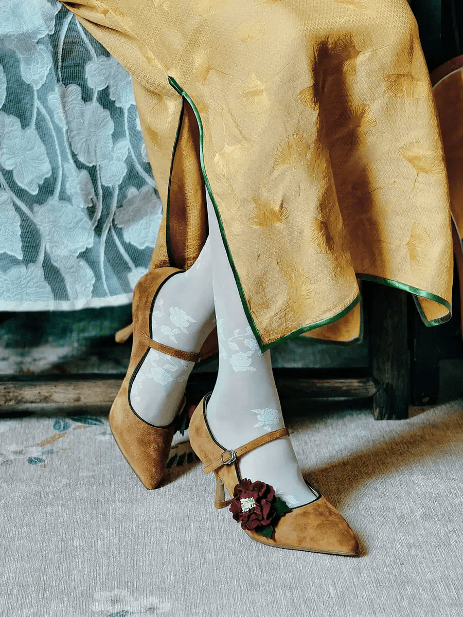 "Blossom Waltz" – Handmade Vintage Floral Mary Jane Heels - WonderlandByLilian