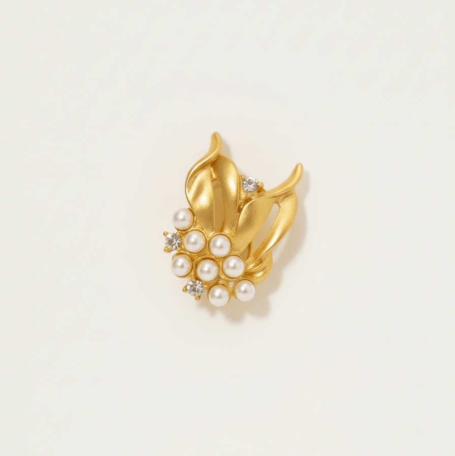 Bridgerton - Inspired Handcraft Regency Era Gold Pearl Stud Earrings Jewelry in Leaf Design - WonderlandByLilian