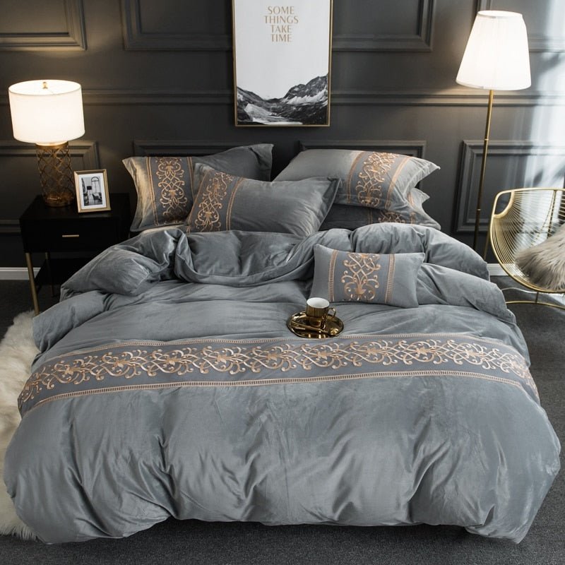 BROOKLYN VELVET ROYAL DUVET COVER & SHAMS 500TC - WonderlandByLilian