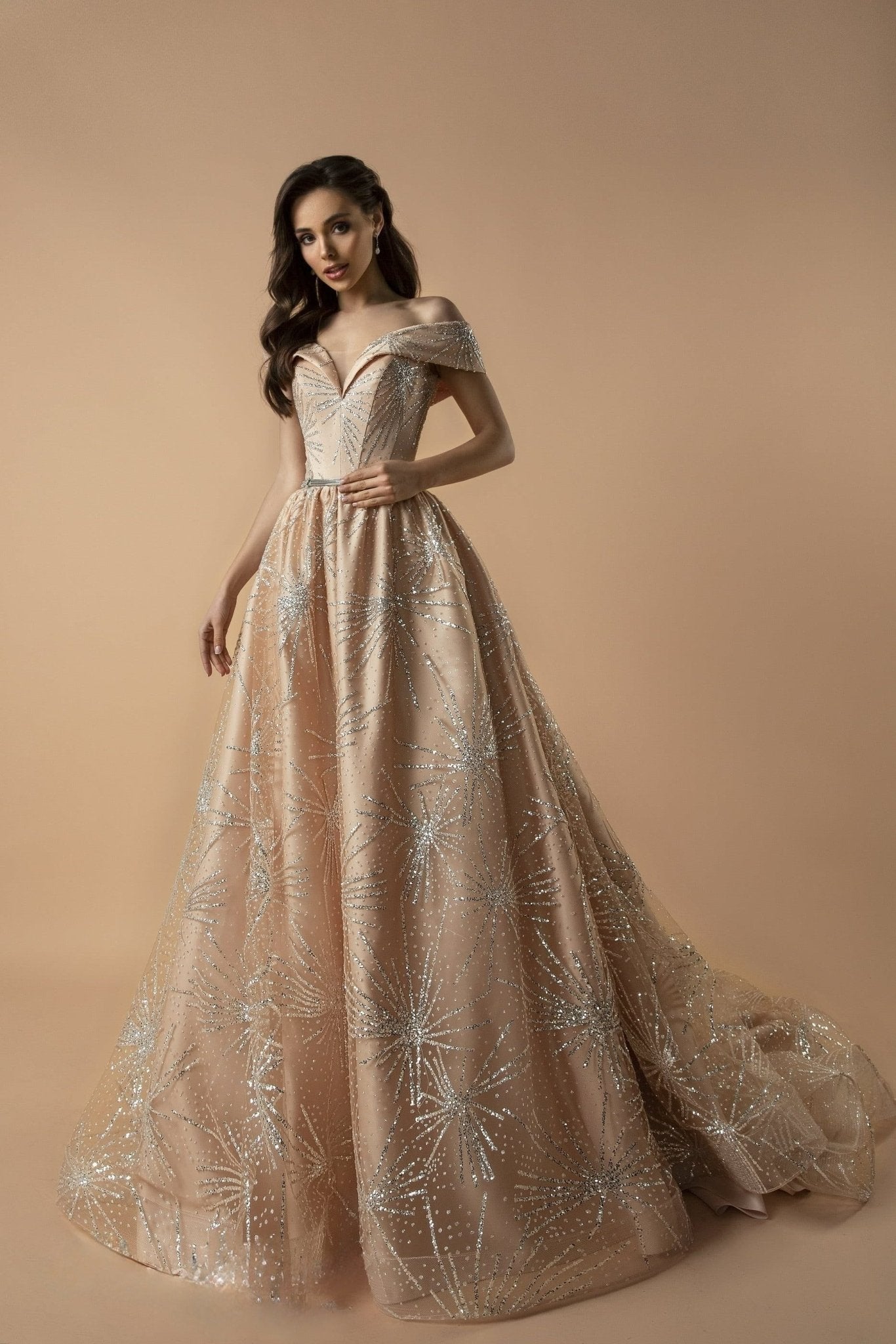 Champagne Off-Shoulder Wedding dresses - Princess Sparkle Glitter Evening gown with Sweetheart Neckline Plus Size - WonderlandByLilian