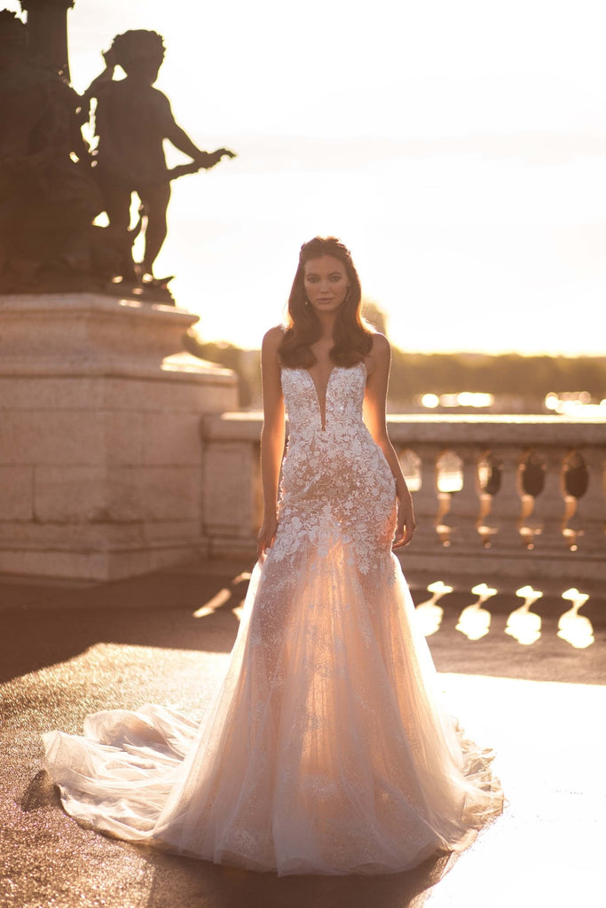【値下げ】plume.dressウェディングドレス champagne gown 値下げ】plume.dressウェディングドレス champagne gown