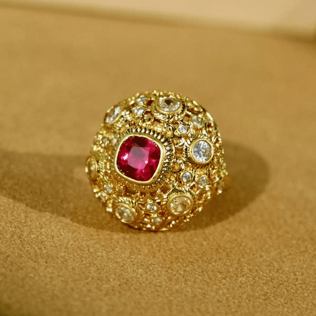 Crown of Scarlet – Vintage Red Gemstone Dome Ring – Game of Thrones - WonderlandByLilian