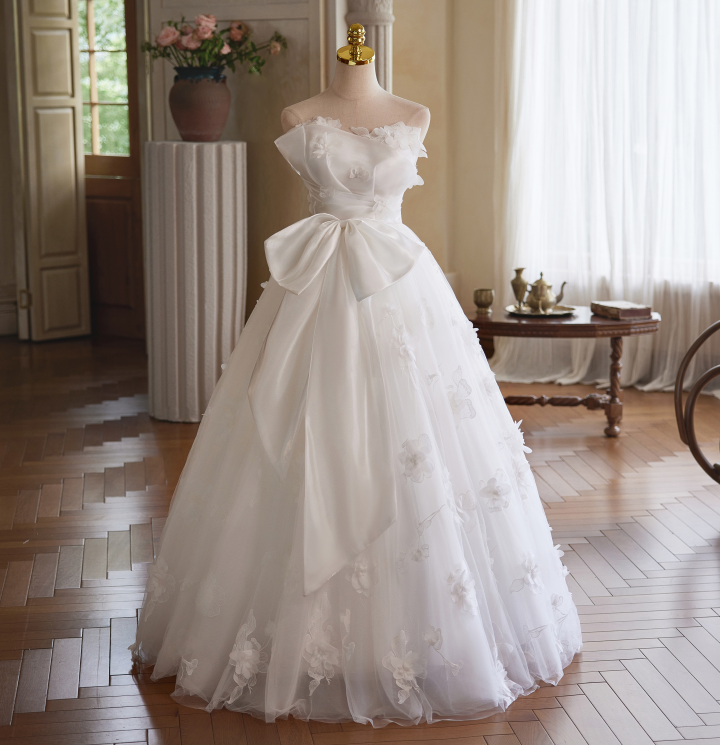White Floral Wedding Dress with Bow – Ball Gown Wedding Dresses Princess with Strapless - Fairytale Wedding Dress Plus Size