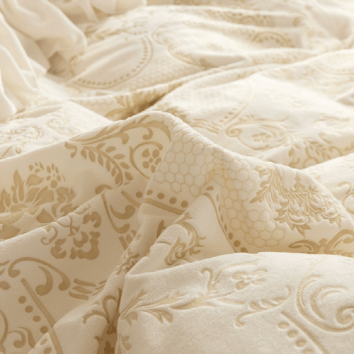 Dreamy Winter Velvet Bedding Set - WonderlandByLilian