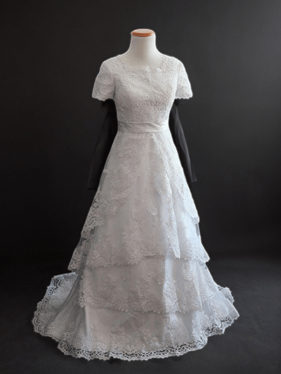 Effortless Chic: Ready-to-Wear Modest Lace Wedding Dress with Short Sleeves - WonderlandByLilian
