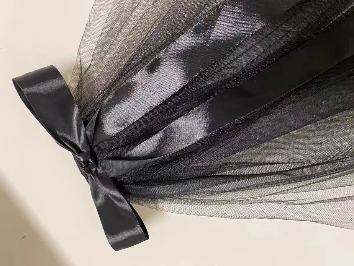 Elegant Black Wedding Veil with Satin Bow and Layered Tulle - WonderlandByLilian