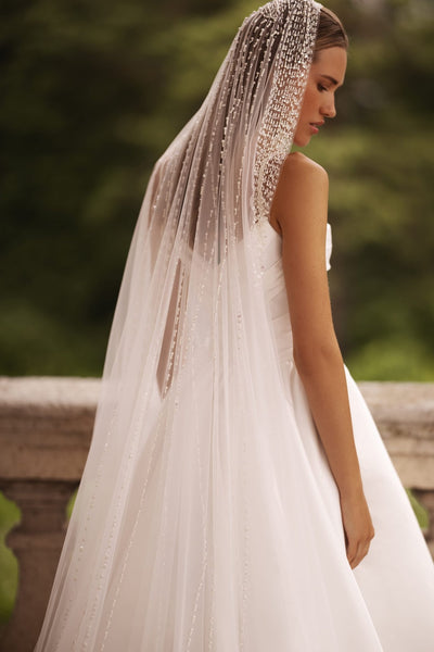 Elegant Ivory A-Line Bridal Gown with Lace Gloves Plus Size - WonderlandByLilian