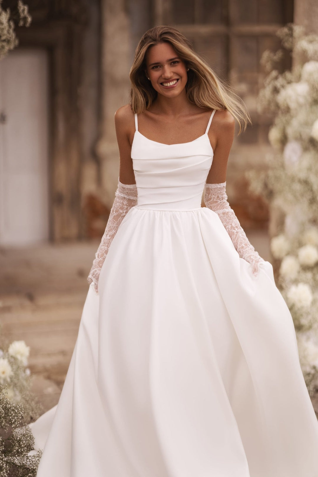 Elegant Ivory A-Line Bridal Gown with Lace Gloves Plus Size - WonderlandByLilian