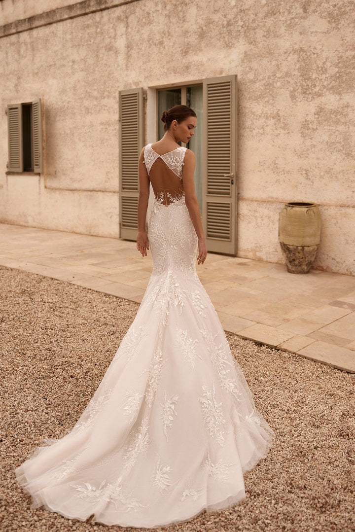 Elegant Lace Mermaid Wedding Gown with Deep V-Neck and Luxurious Train Plus Size - WonderlandByLilian