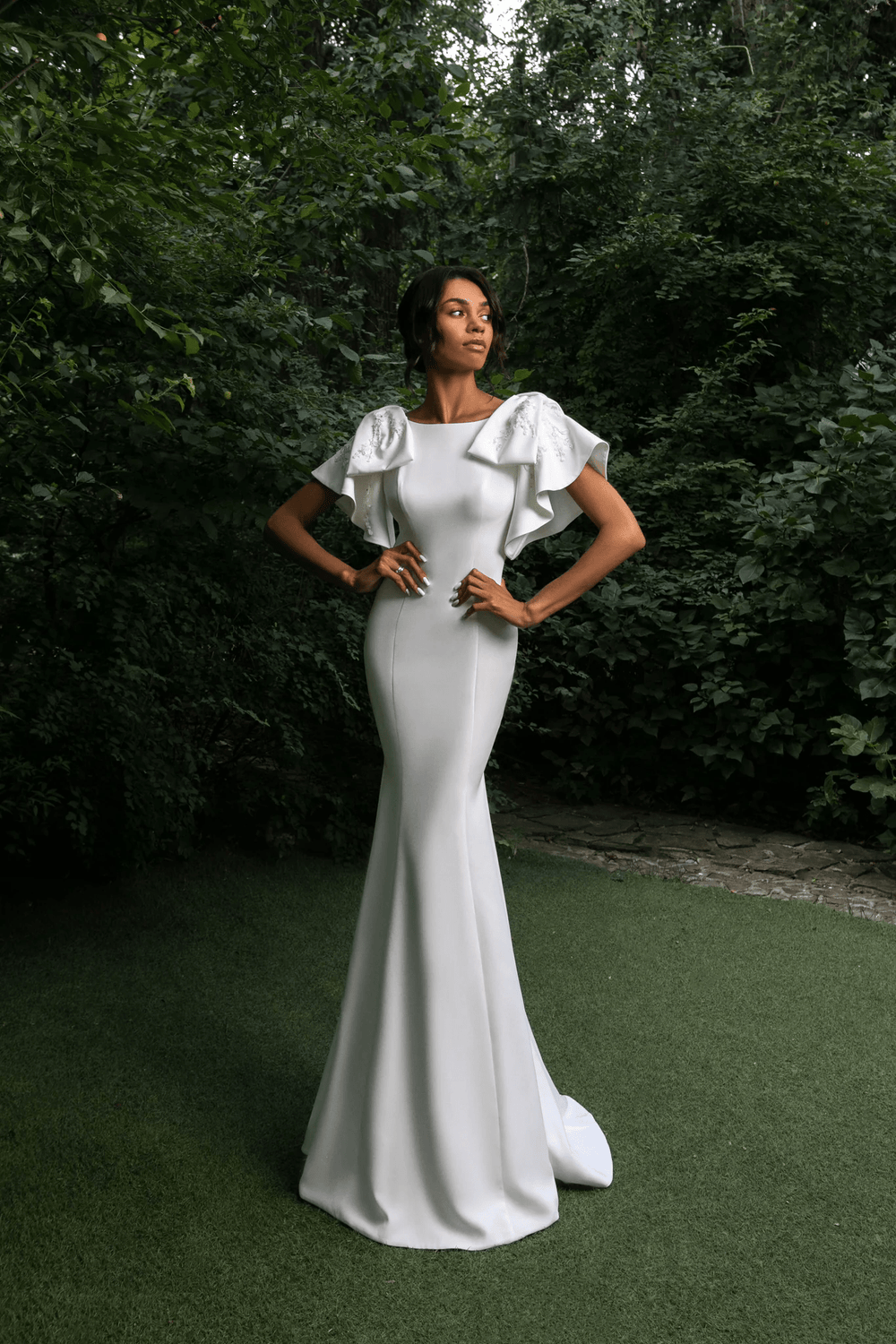 Elegant Mermaid Wedding Gown with Bell Sleeves and Removable Lace Bows – Chiffon Wedding Dress with V - Shaped Back Plus Size - Margot - WonderlandByLilian