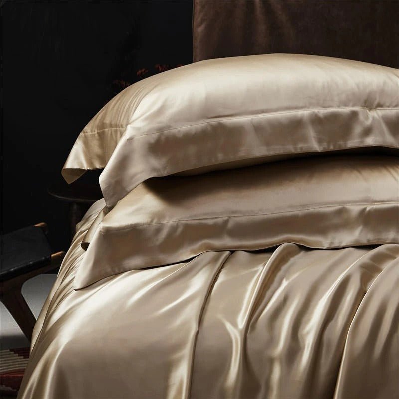 Eloise Leather Beige Luxury Pure Mulberry Silk Bedding Set - WonderlandByLilian