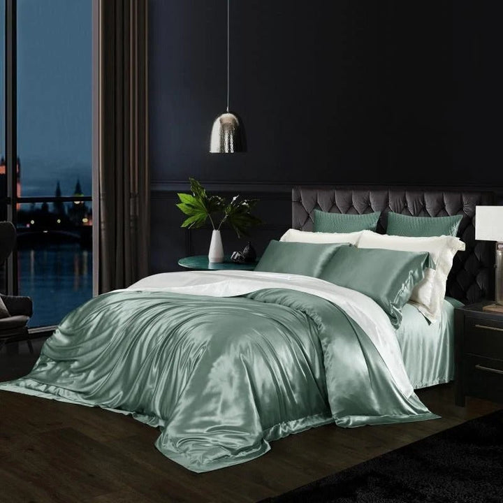 Eloise Pistachio Green Luxury Pure Mulberry Silk Bedding Set - WonderlandByLilian