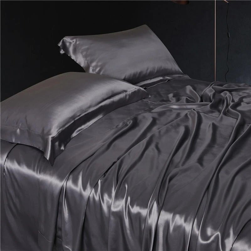 Eloise Quartz Luxury Pure Mulberry Silk Bedding Set - WonderlandByLilian