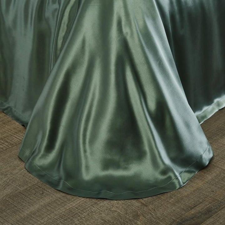 Eloise Rifle Green Luxury Pure Mulberry Silk Bedding Set - WonderlandByLilian