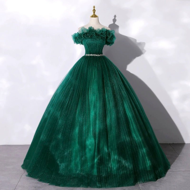 Gothic Emerald Green Tulle Wedding Dress with Layered Ruffle Neckline