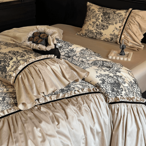 Enchanted Forest Vintage Bedding Set - WonderlandByLilian