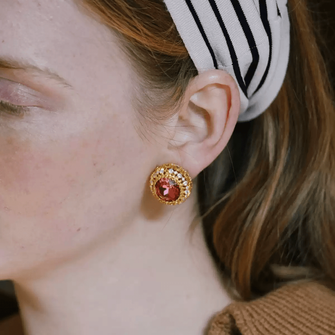 Eternal Grace – Vintage Honeycomb Earrings - The Last Queen - WonderlandByLilian
