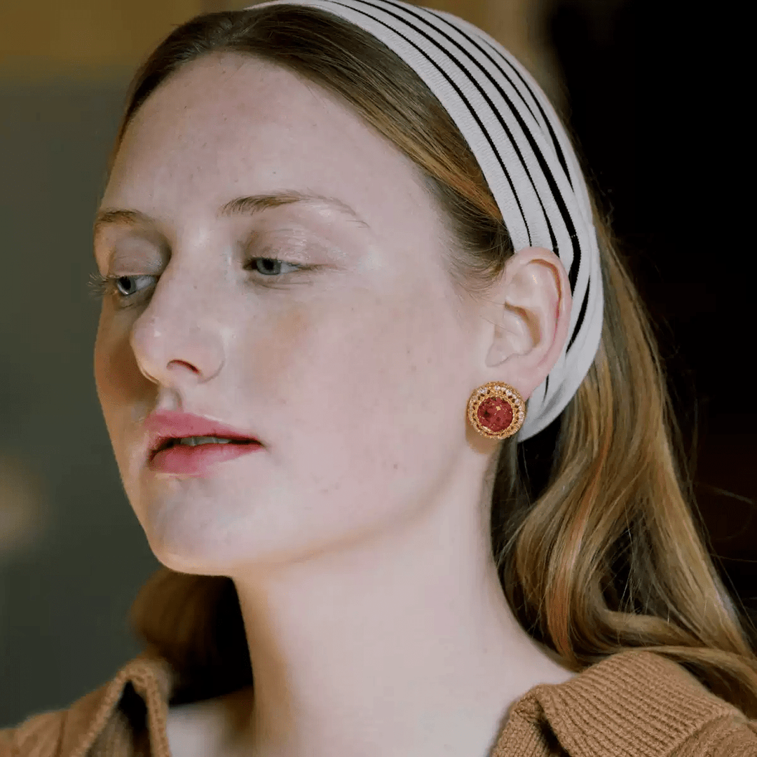Eternal Grace – Vintage Honeycomb Earrings - The Last Queen - WonderlandByLilian
