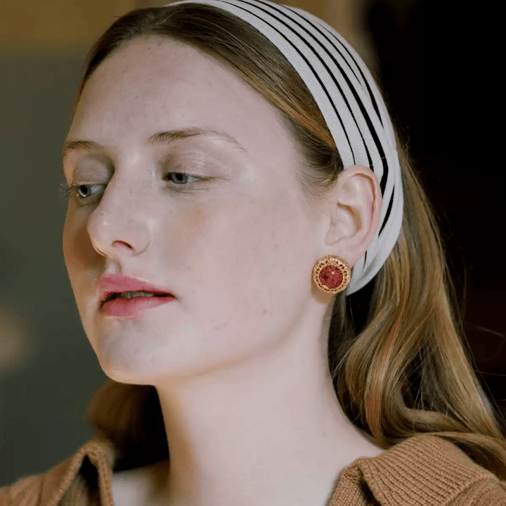 Eternal Grace – Vintage Honeycomb Earrings - The Last Queen - WonderlandByLilian