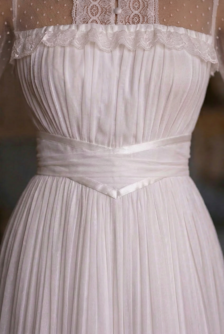 Gunne Sax Inspired White Lace Victorian Modest Wedding Dress 1980s- Long Sleeve