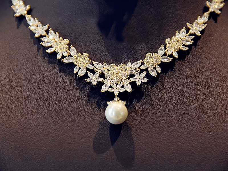 Golden Lilydrop – Pearl & Crystal Leaf Bridal Necklace & Earrings Set - WonderlandByLilian