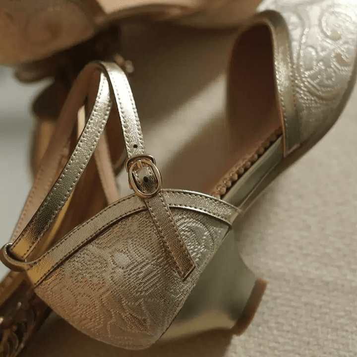 "Golden Reverie" – Handmade Vintage Brocade Low Heel Mary Jane Shoes - WonderlandByLilian
