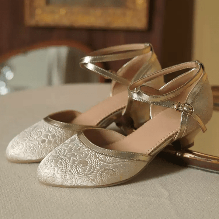 "Golden Reverie" – Handmade Vintage Brocade Low Heel Mary Jane Shoes - WonderlandByLilian