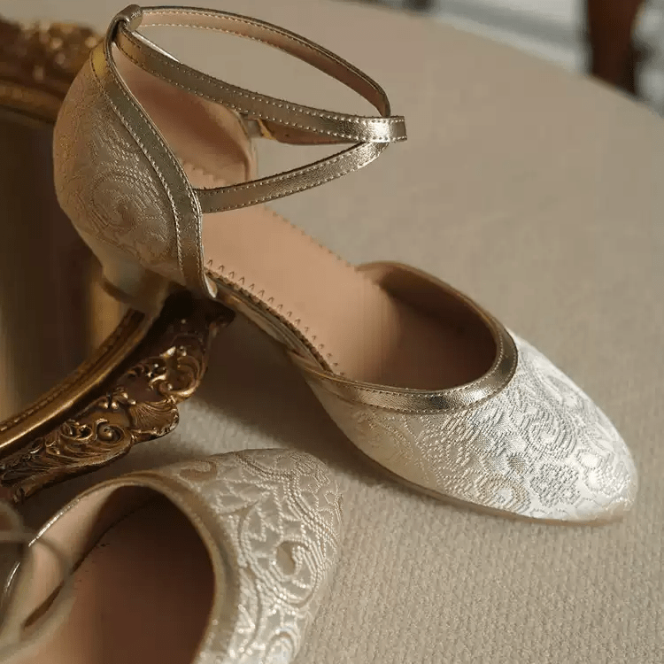 "Golden Reverie" – Handmade Vintage Brocade Low Heel Mary Jane Shoes - WonderlandByLilian