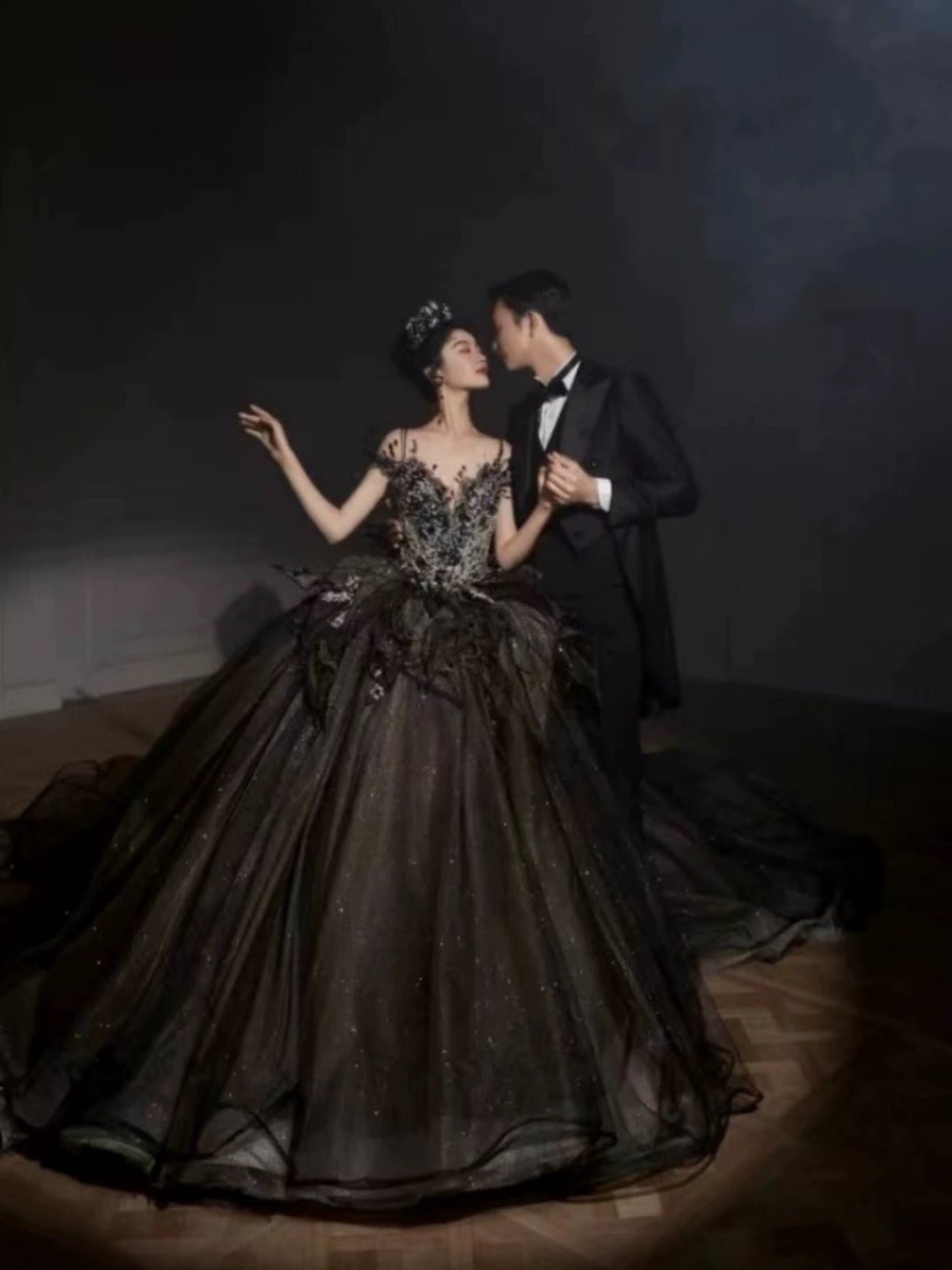 Gothic Black Off-Shoulder Wedding Dress with Embellished Tulle Plus Size - WonderlandByLilian