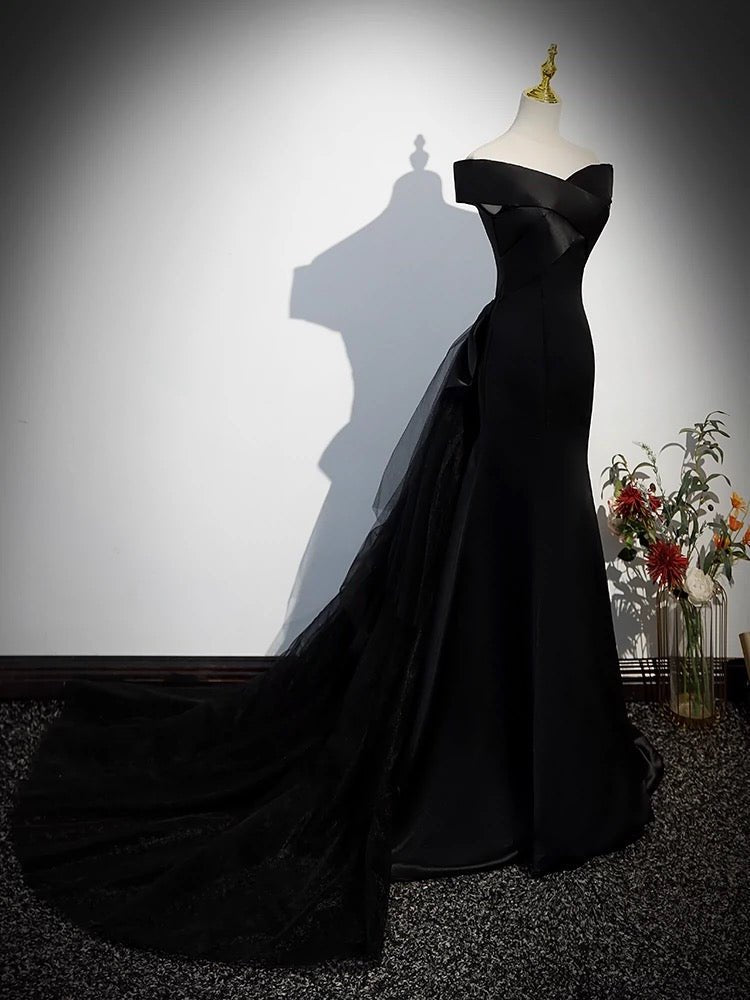 Gothic Black Wedding Dress - Corset Tulle Dress - Off Shoulder Mermaid Wedding Gown Plus Size Custom made / Black / Dress+Gloves Gothic Black Wedding Dress - Corset Tulle Dress - Off Shoulder Mermaid Wedding Gown Plus Size Custom made / Black / Dress+Gloves