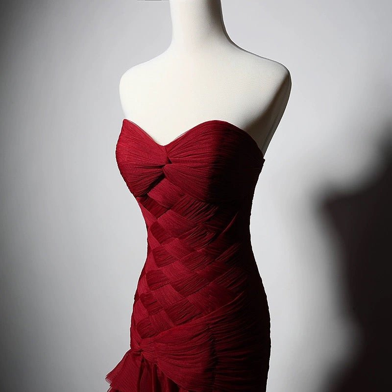 Gothic Burgundy Mermaid Wedding Dress with Ruffled Tulle - Elegant Bri WonderlandByLilian Gothic Burgundy Mermaid Wedding Dress with Ruffled Tulle - Elegant Bri WonderlandByLilian