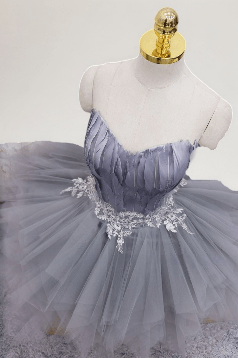 Grey Feathered Short Wedding Party Dress Layered Tulle Dress Strapless Corset Bridal Gown Plus Size