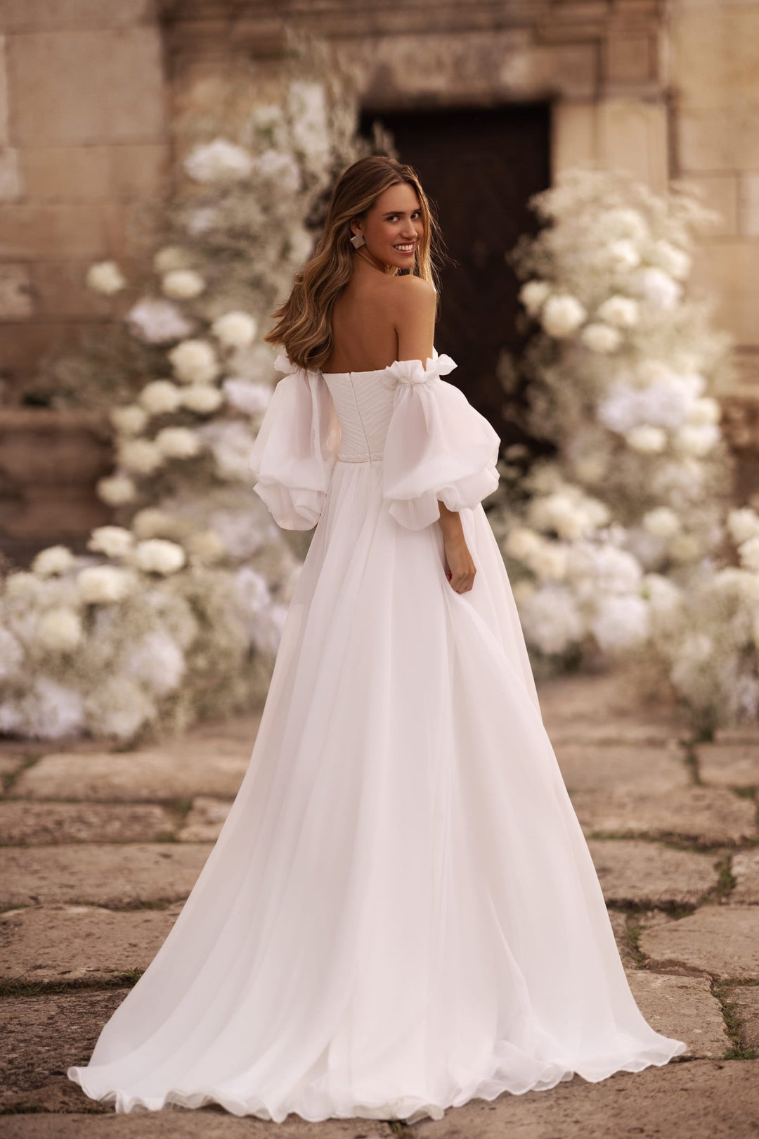 Ivory A-Line Sweetheart Wedding Dress with Puff Sleeves Plus Size - WonderlandByLilian