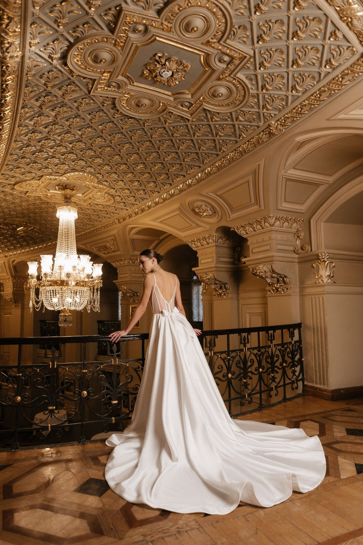 Ivory A - Line Wedding Dress with Removable Bow – Sleeveless Wedding Dress with Plunging Neckline Plus Size – ELIZA - WonderlandByLilian