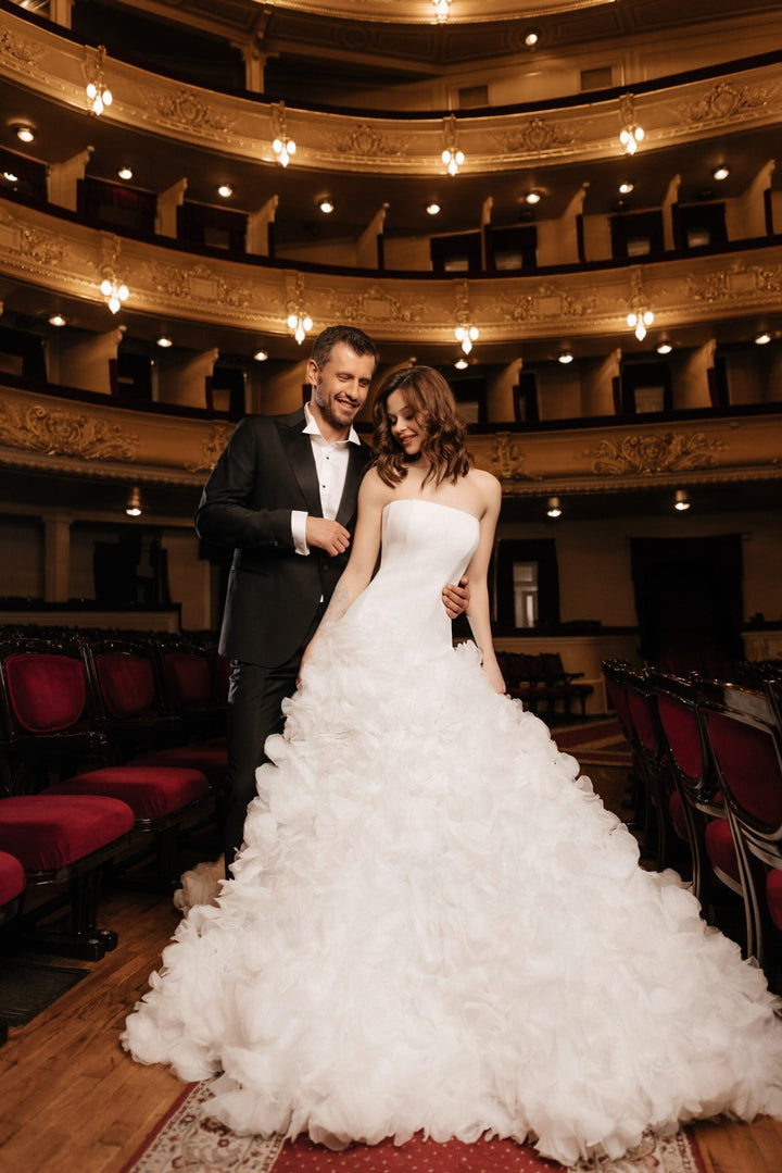 Ivory A - Line Wedding Dress with Sleeveless – Layered Tulle Ruffle Dress with Structured Corset Plus Size – MAGNOLIA - WonderlandByLilian