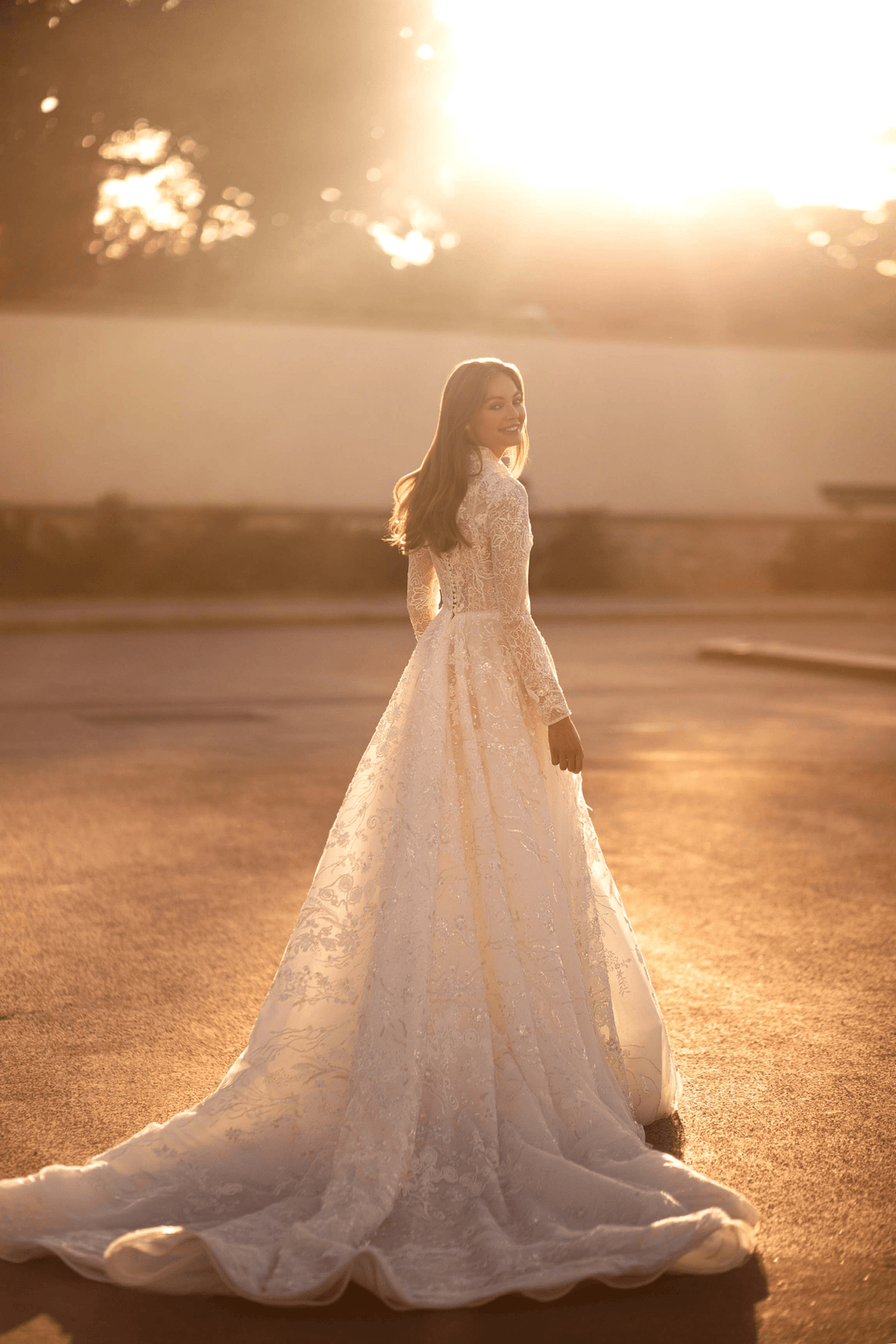 Ivory Aline Ball Gown Wedding Dress - Wedding Dress with Tulle - Floral Applique Dress Plus Size - WonderlandByLilian