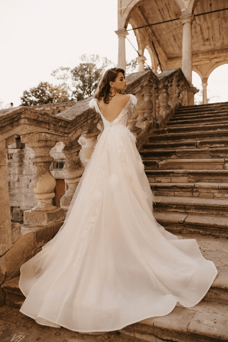 bohemian floral wedding dresses 21 Floral Wedding Dresses For Magic Party