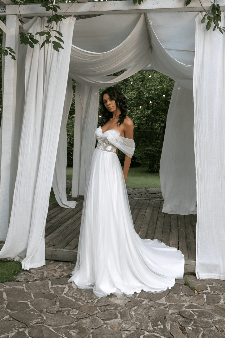 Ivory Boho Wedding Dress with Sweetheart Corset and Tulle Straps – Chiffon Wedding Dress with Train Plus Size - Marta - WonderlandByLilian