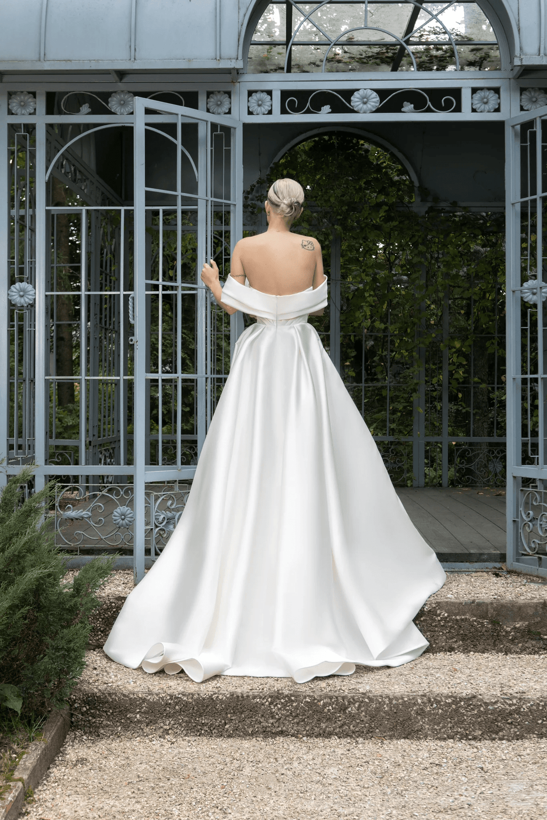 Ivory Elegant Simple Wedding Gown with Mikado and Corset – Off the Shoulder Wedding Dress with Train and Pockets Plus Size - Marlena - WonderlandByLilian