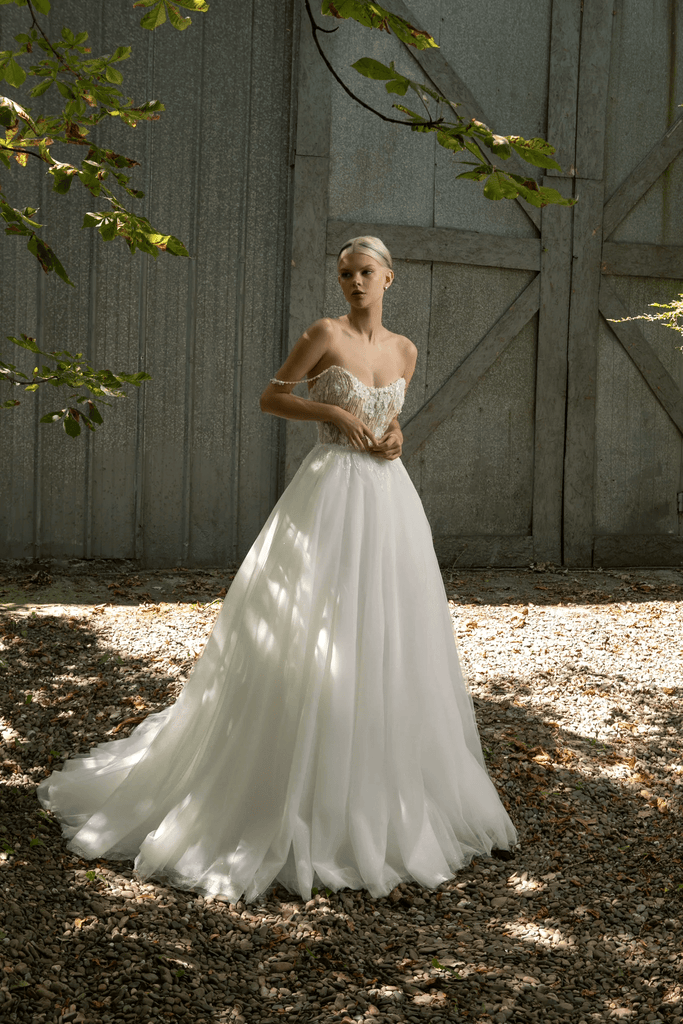 fairy floral wedding dress Ivory Fairy Dress Wedding with Lace Corset and 3D Flowers – Floral Wedding Dress with Shimmer and Train Plus Size
