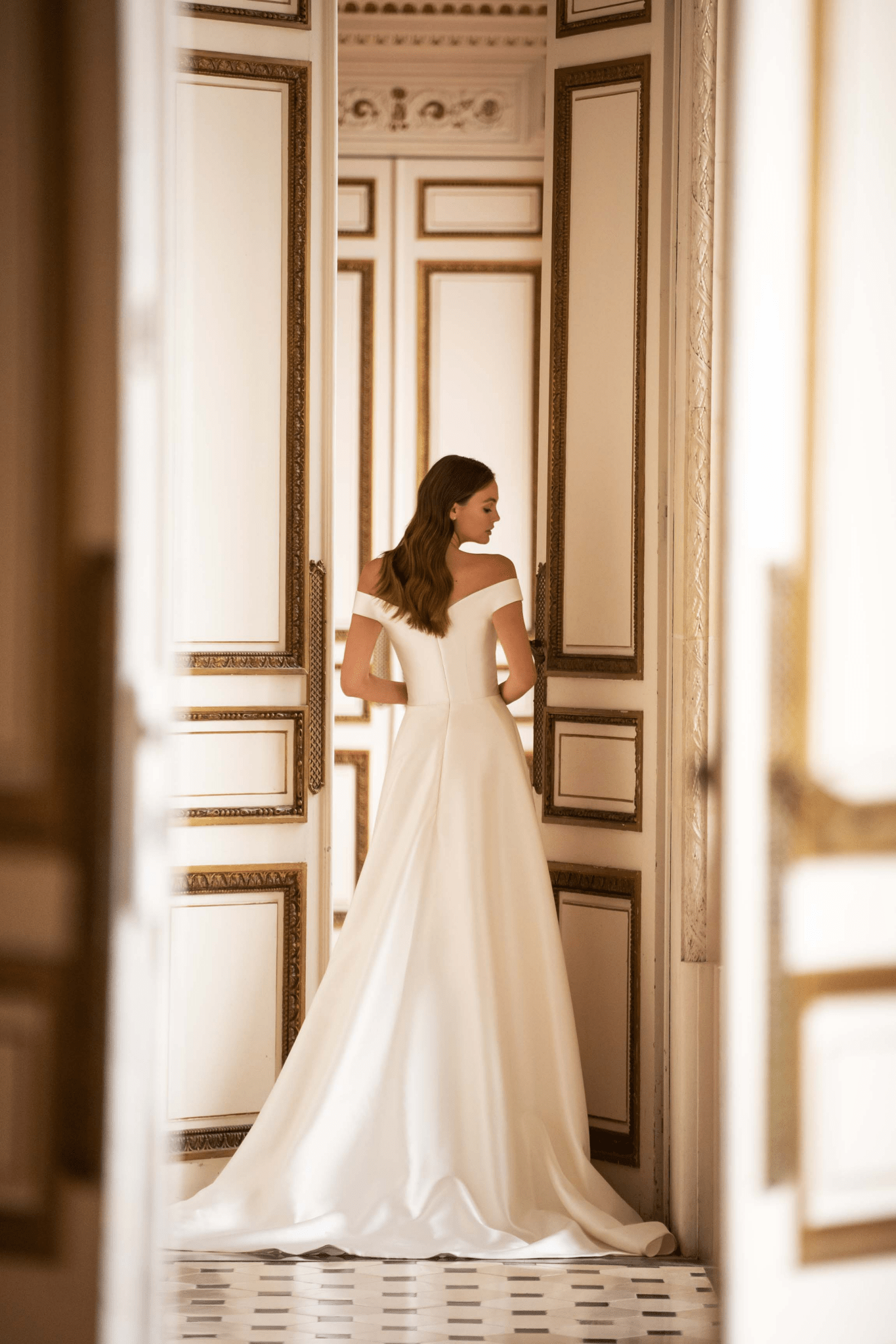 Ivory Hollywood Glamour Wedding Dress - Satin Wedding Dress with Slit - Criss-Cross Bodice with Dropped Shoulders Plus Size - WonderlandByLilian