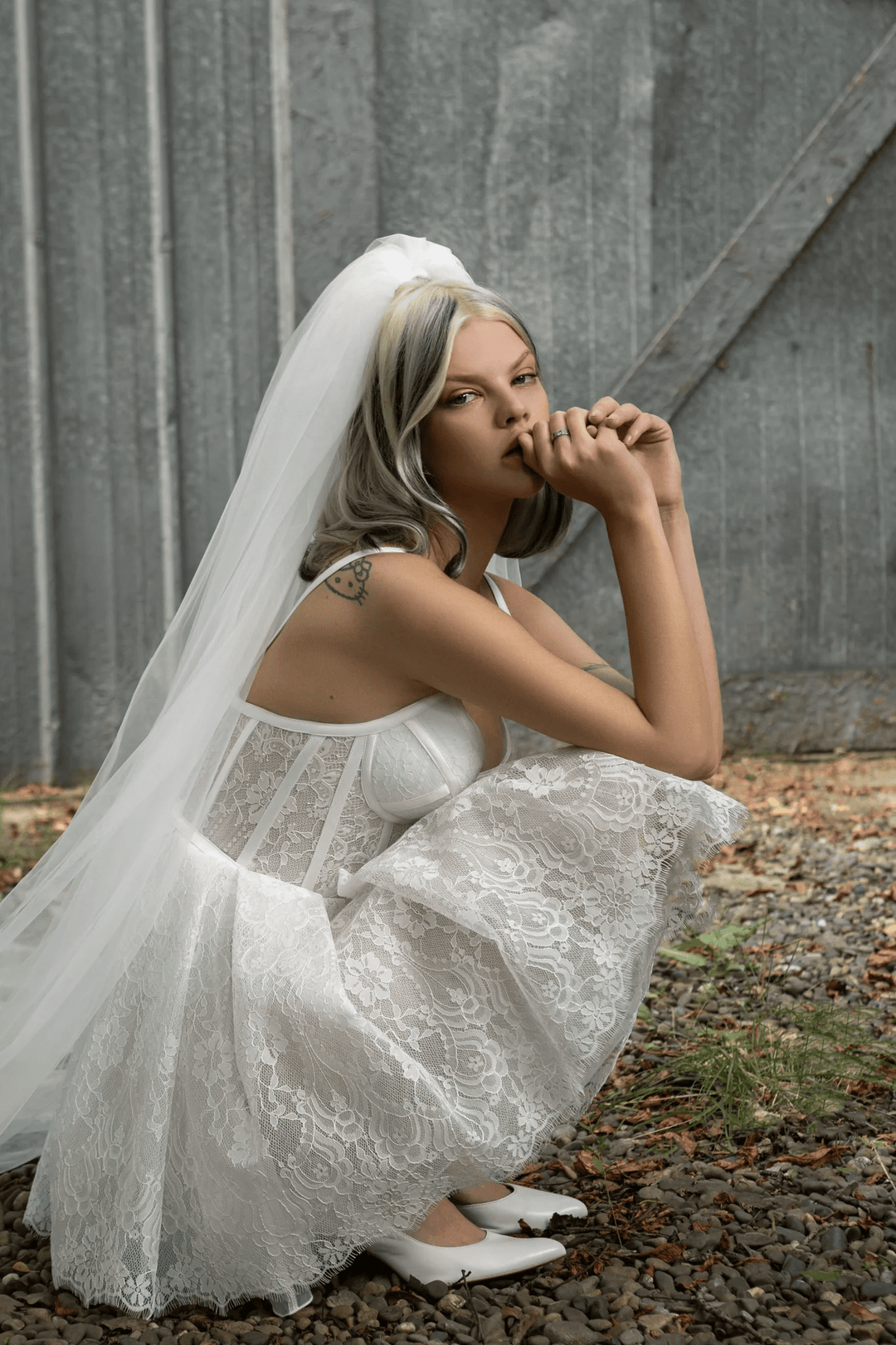 Ivory Lace Mini Wedding Dress with Satin Ribbon Corset – Wedding Reception Mini Dress with Convertible Lace Sleeves Plus Size - Molly - WonderlandByLilian